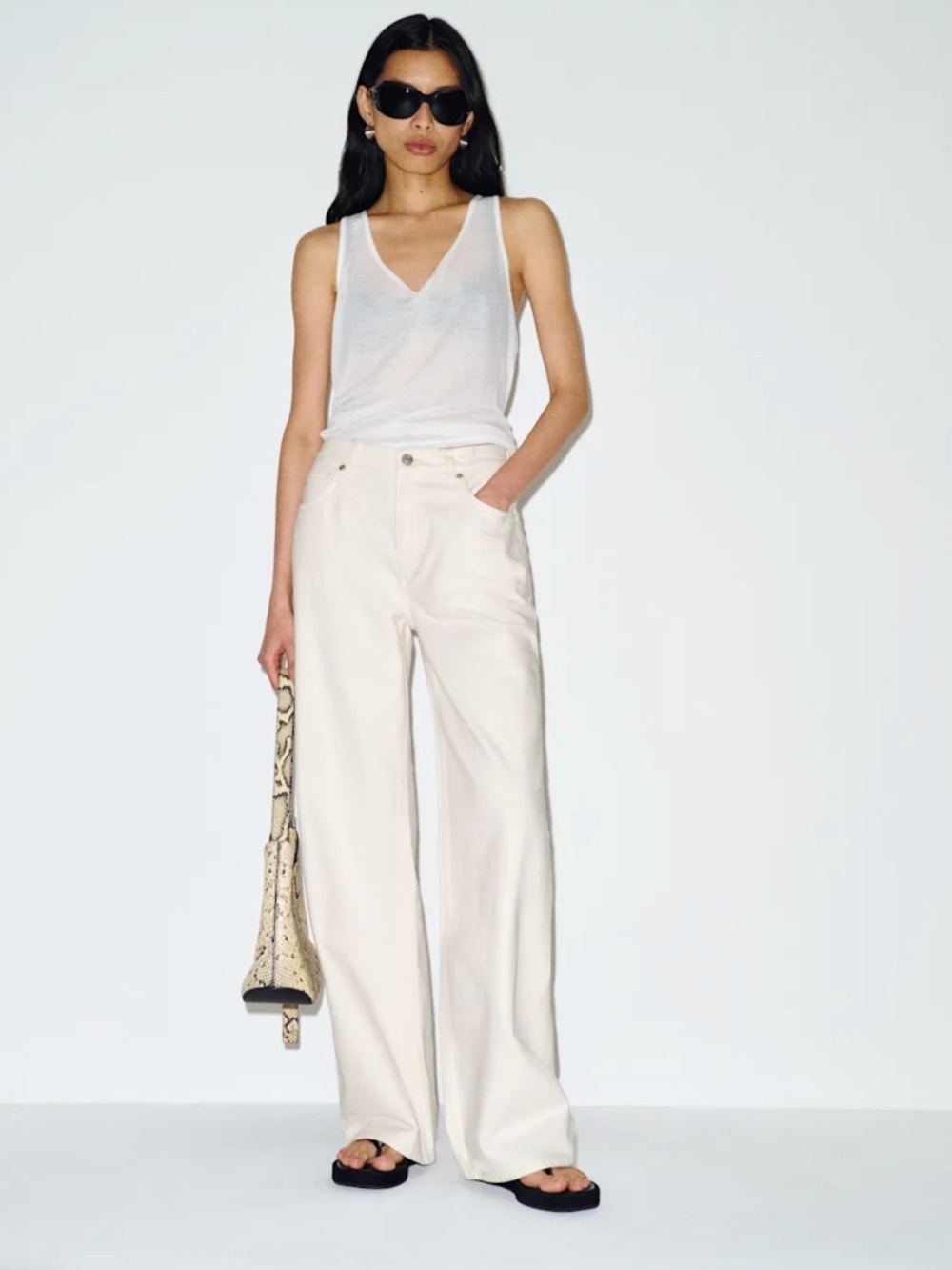 Reformation Reisa Adjustable Waist Baggy Jeans Ivory - Size 29
